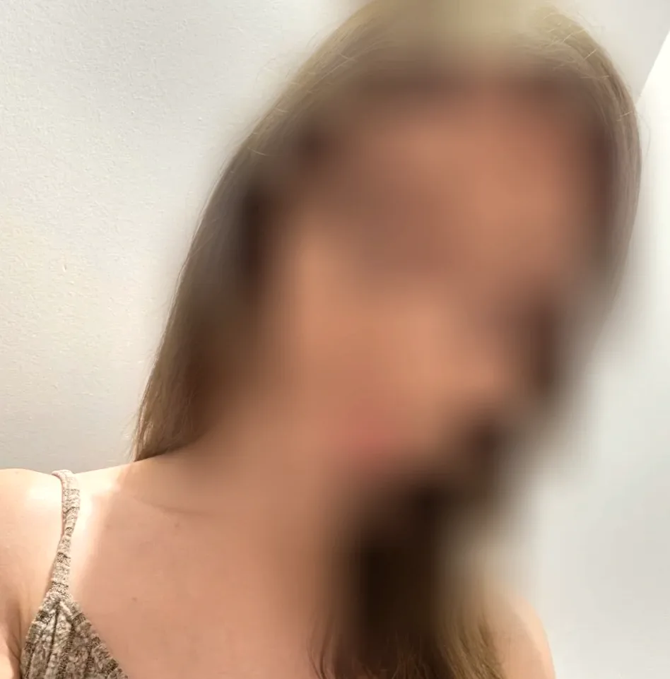 Elin, 27