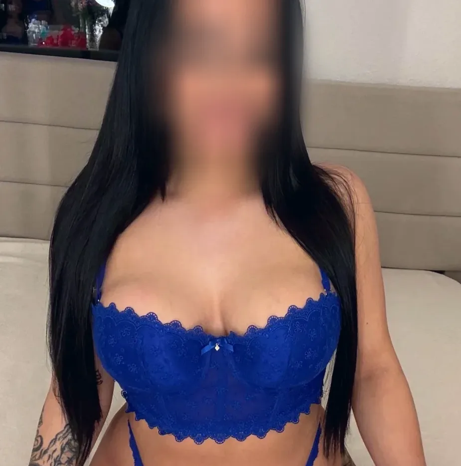 Rosanne, 24